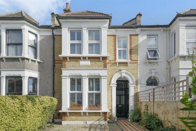 235 Torridon Road - h0QR1bybSL7mfFBztxrK.jpg