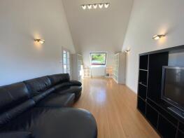 35, Capstan Way, London SE16 5HH