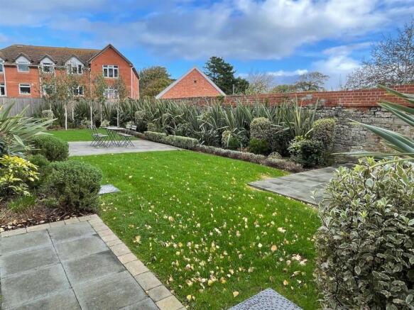 Gardens.jpg