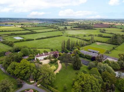 Baughton Hill, Earls Croome, WR8