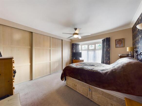 Bedroom:
