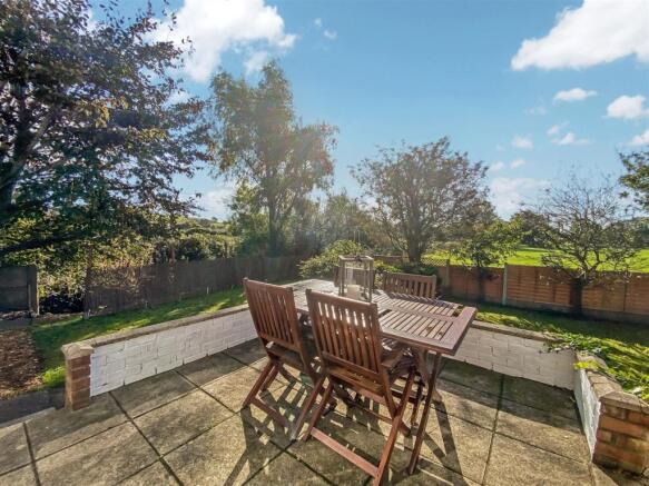 PATIO SEATING AREA