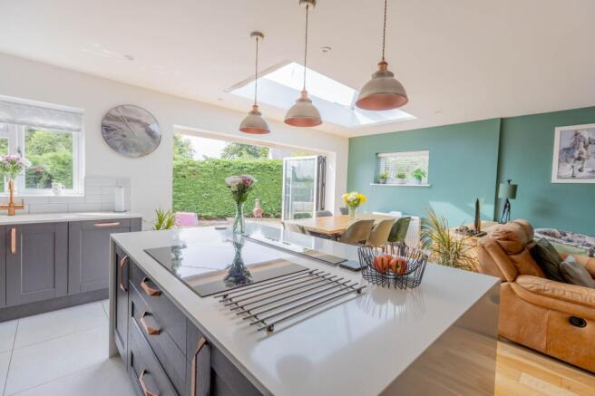 Manor Park, Great Somerford, SN15 photo 4
