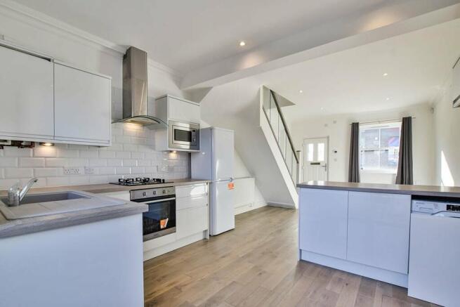 Kitchen/ Living Room