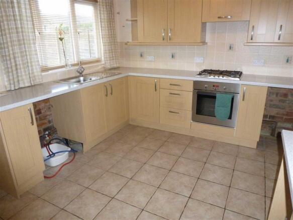 RE-FITTED KITCHEN