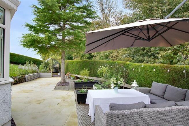 Seating terrace