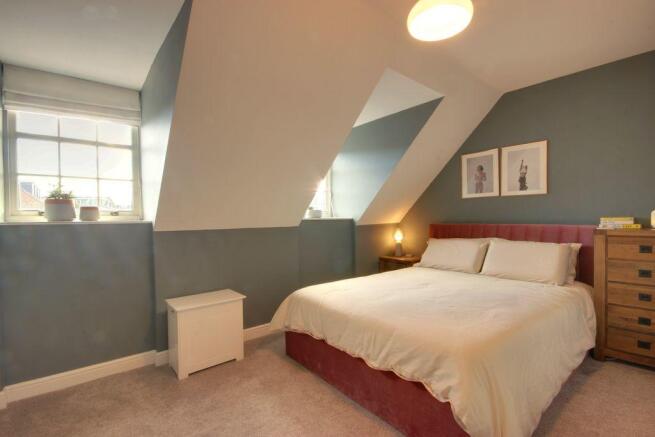 Bedroom 1 (Double)