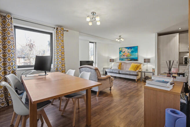 Living Area - Ang...