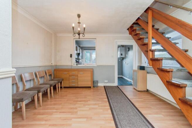 3 bed Semi-Detached for sale Image 8