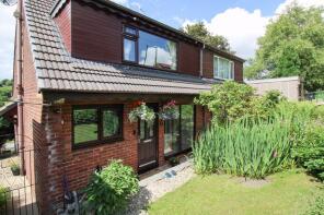 4, Stoneyroyd, Whitworth, Rochdale OL12 8JL