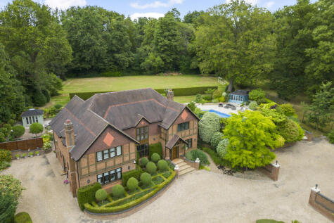 Cliveden Road, Burnham, SL1