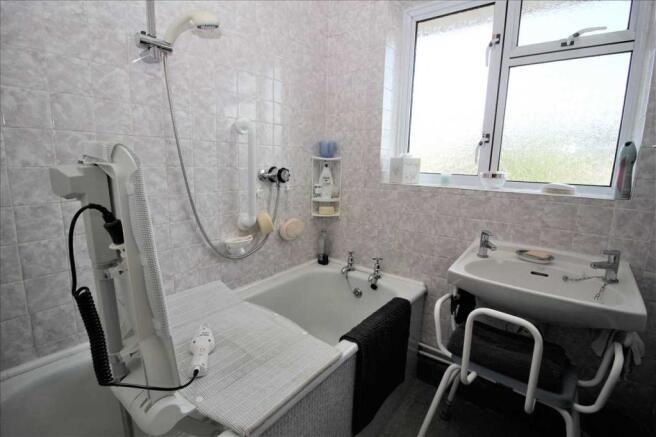 Photo 10
