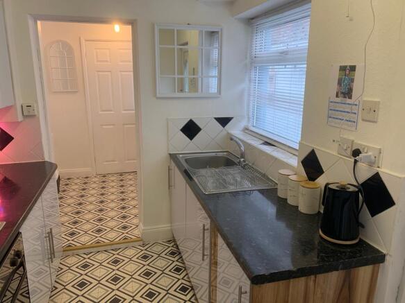 3 bed Terraced for sale Image 10