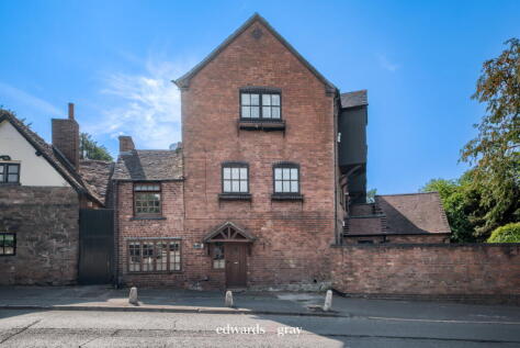 Coleshill Road, Furnace End, B46 2LG