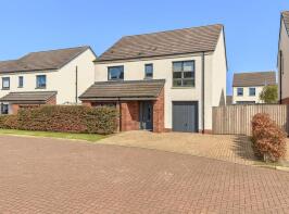 14, Lady Isle Avenue, Ayr KA7 4BT