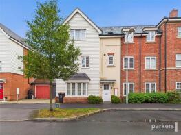 6, Jasmine Square, Reading RG5 4BW