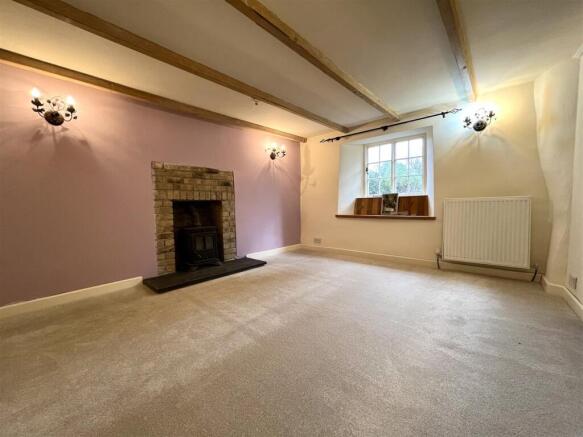 Lounge/Dining Room/Bedroom 4