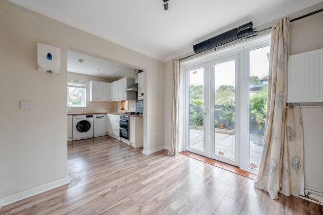 3 bed Semi-Detached for sale Image 5
