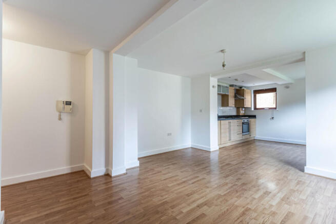 1 bed Flat for sale Image 5