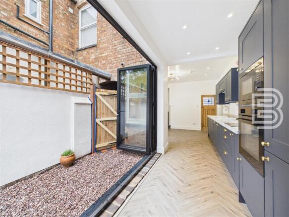 House in Coventry, Earlsdon - More