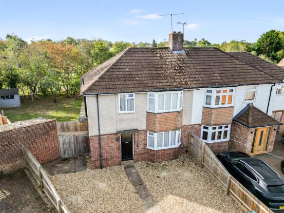 3-bed semi-detached on Beverley Road, Tilehurst, Reading, Berkshire, RG31, £450,000