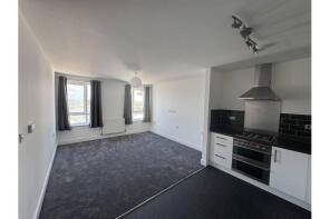 Flat 3, Vyvyan House, Kerrier Way, Camborne TR14 8FJ