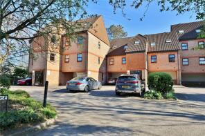 20, Carmel Close, Woking GU22 7XQ
