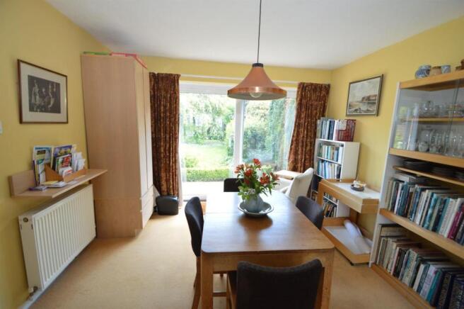 3  GREEN  FARM  END,  KINETON  (DINING ROOM).jpg