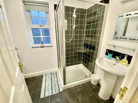 Ensuite Shower Room