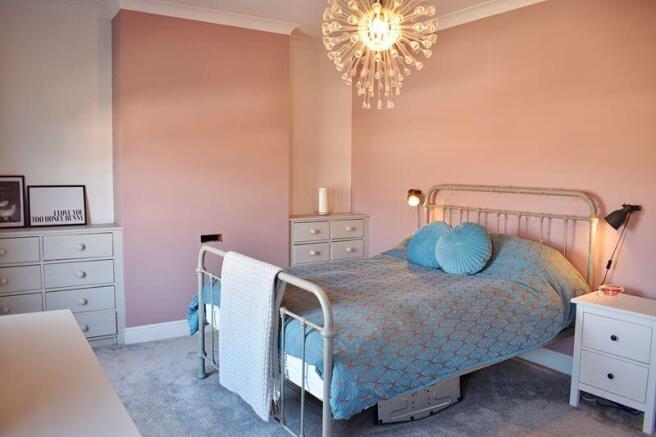 bed 1