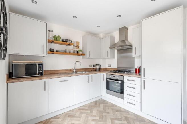 3 bed Semi-Detached for sale Image 4