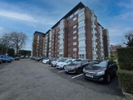 Flat 4, 67 Raffles House, Brampton Grove, Hendon, London NW4 4BU