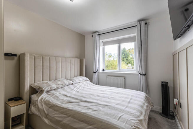 3 bed Semi-Detached for sale Image 8