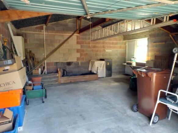 Photo 12