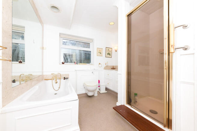 Ensuite