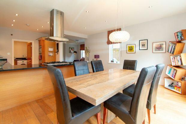 Dining Area Aspect 3