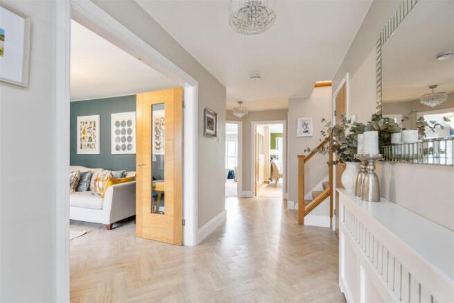 31 Westfield Close_25.jpg