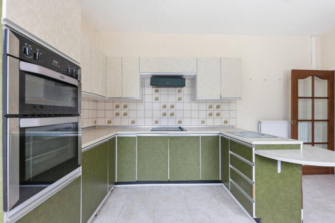 3 bed Detached Bungalow for sale Image 4