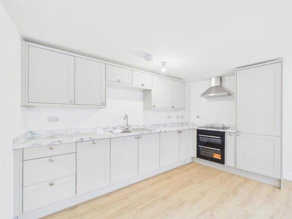 Kitchen / Living Area