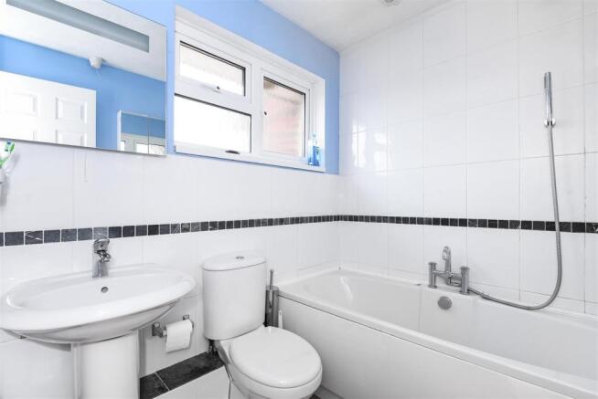 Bathroom.jpg