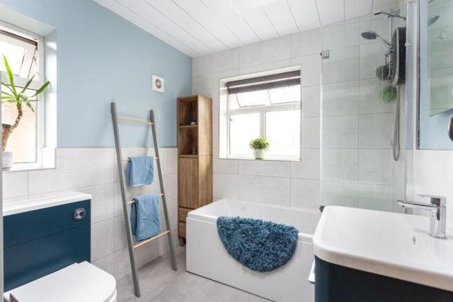 3 bed Semi-Detached for sale Image 12