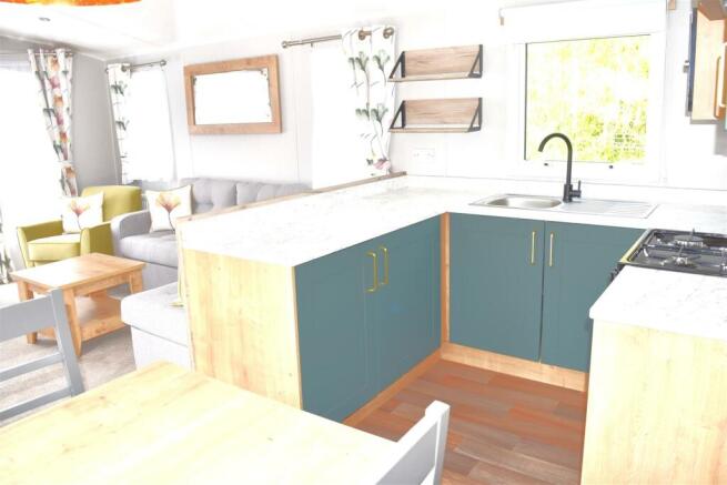 2 bed Park Home for sale Image 5