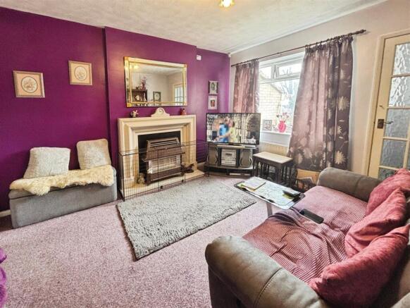 2 bed Terraced for sale Image 7