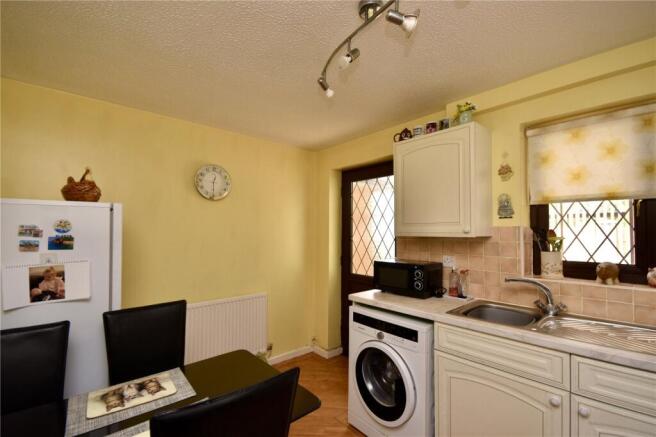 2 bed Semi-Detached for sale Image 9