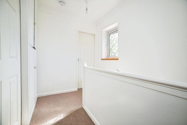 3 bed Semi-Detached for sale Image 11