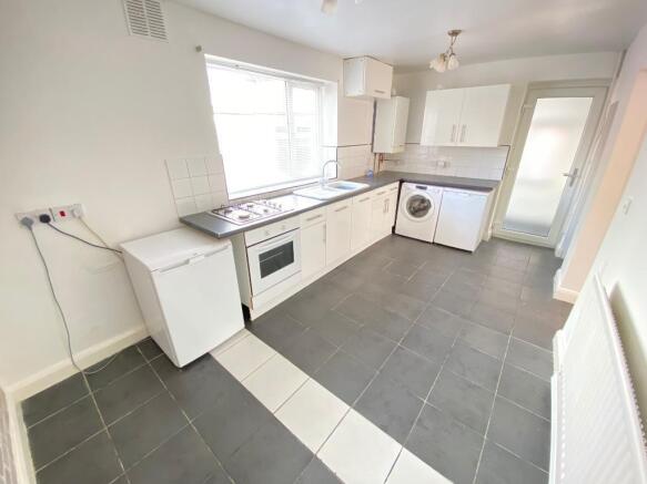 Harrowby Road, Meir, Stoke on Trent, ST3 7BG photo 4