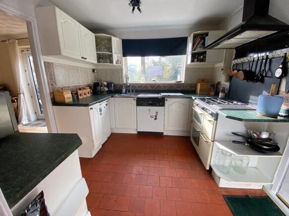 Main Kitchen 