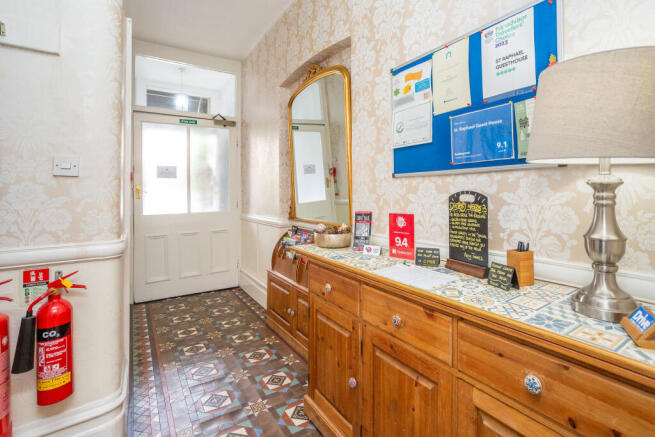 8 bed Terraced for sale Image 6