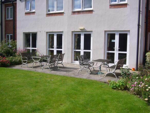 Photo 6