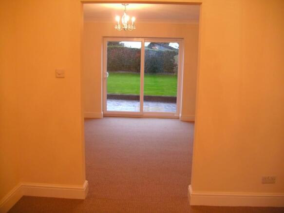 Lounge/Dining Room